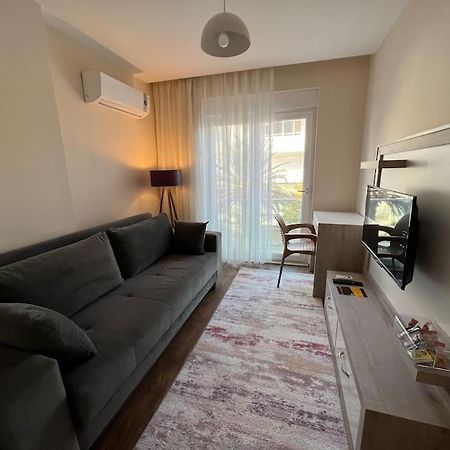 Merkezi, Sik, Denize 3 Km Kueltuer Kafeler Cad. 2 Dk '13' 안탈리아 외부 사진